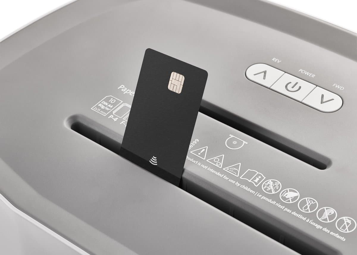 Dahle® PaperSAFE 420 - Papierversnipperaar - 2x15 mm snipper - 25L opvangbak - Bladen max per 10 - P5 - Nietjes bankkaarten paperclips cd's - Continu 480 min - Geluidsarm 60 db thumbnail 4