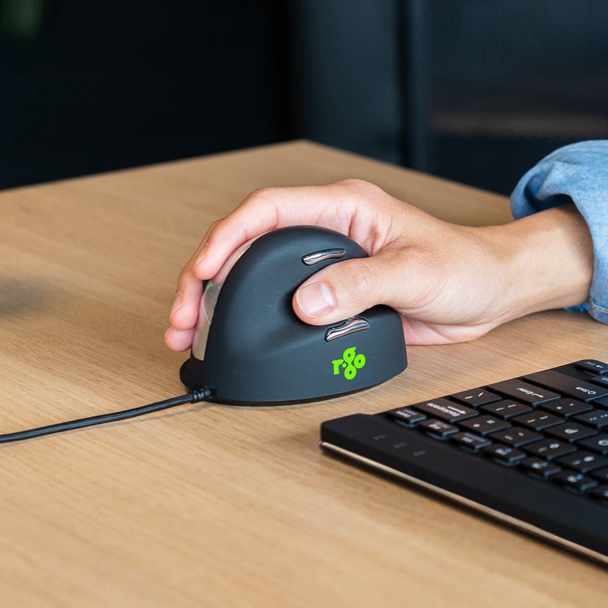 R-Go HE - Ergonomische Muis voor grote handen - Break software - USB - Verticaal - Zwart thumbnail 2
