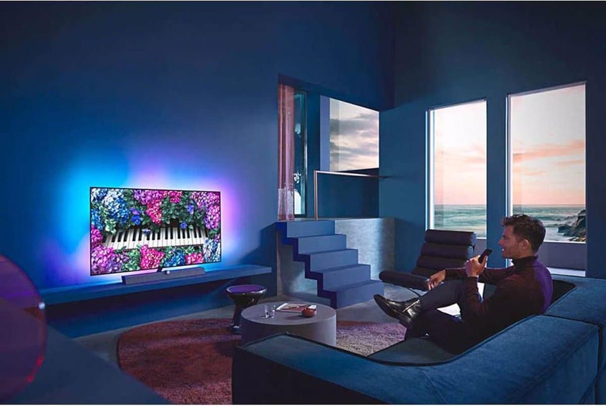 Philips 55OLED935 - 4K OLED met Ambilight en B&W-audio thumbnail 5