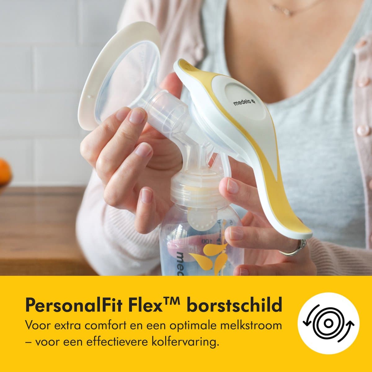 Medela Harmony Essentials Pack - Enkele Handkolf Set - Inclusief Medela Bewaarzakjes & Medela Ultra-Ademende Zoogkompressen thumbnail 3