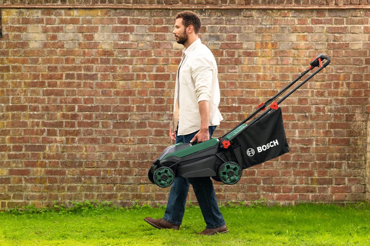 Bosch ROTAK18V2-38: 38cm accultondeuse met 2x4.0Ah thumbnail 7