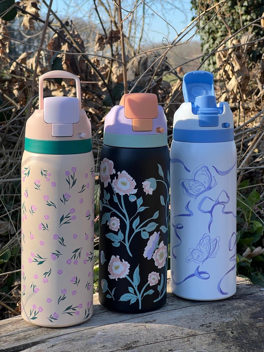 LYKKE® Freesip Thermos Beker 3 Laagse geïsoleerde RVS waterfles met rietje voor sport, reizen en school BPA-vrije Lek-vrije sportwaterfles, 34 oz, 1L, CLICK and LOCK Systeem -Salmon Apricot thumbnail 2