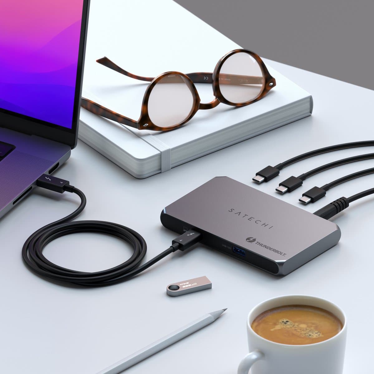 Satechi Thunderbolt 4 Slim Hub - Space Gray thumbnail 2
