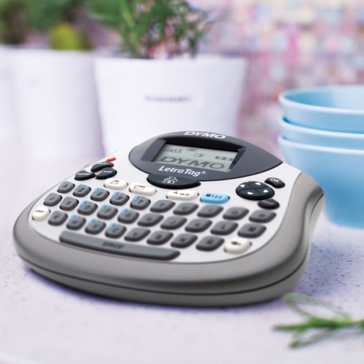 DYMO LetraTag LT-100T-labelmaker | Draagbare labelprinter met AZERTY-toetsenbord | Zilver | Ideaal voor op kantoor of thuis thumbnail 8