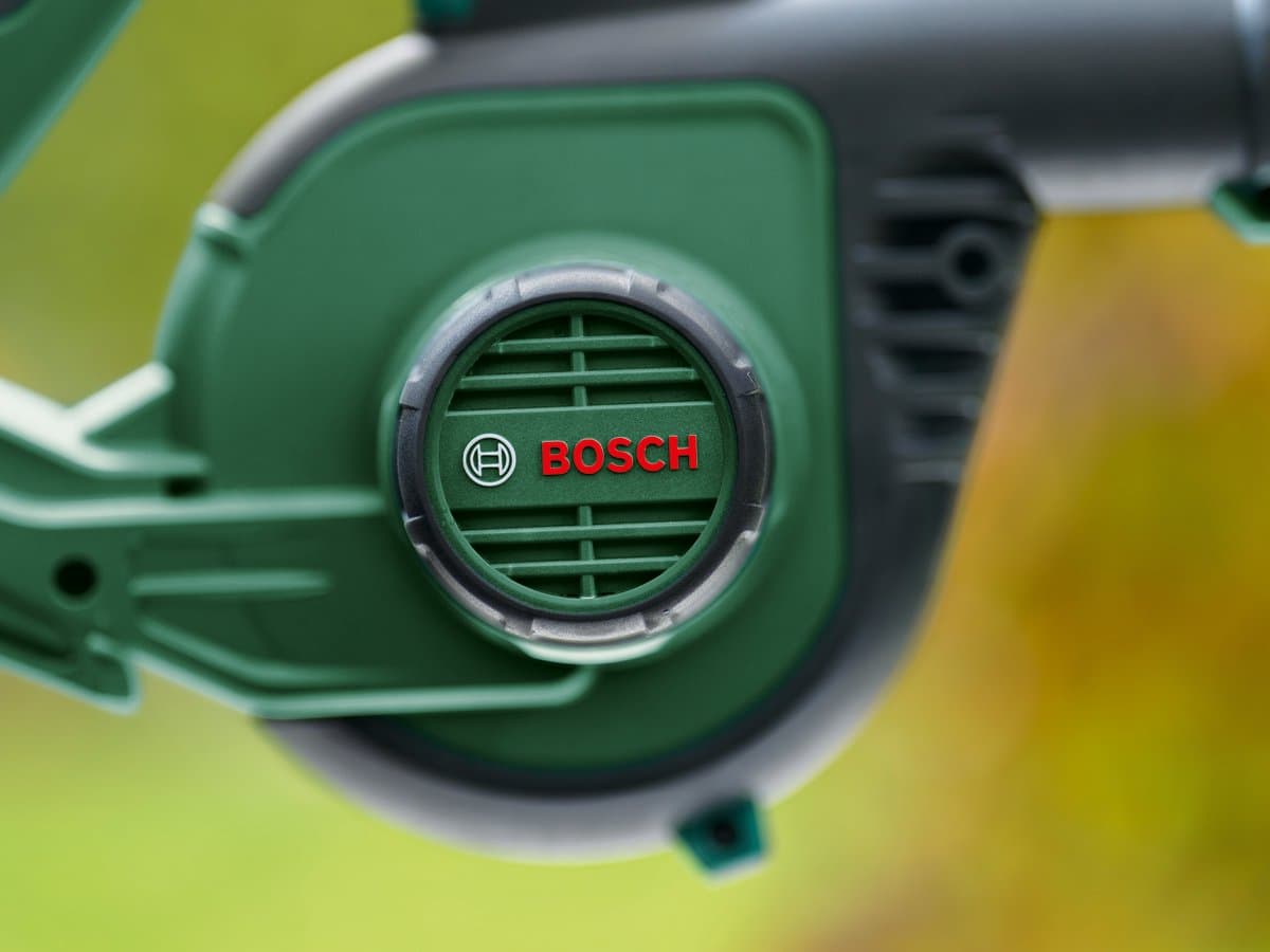 Bosch UniversalLeafBlower 18V-130 Bladblazer - Zonder 18 V accu en lader thumbnail 6