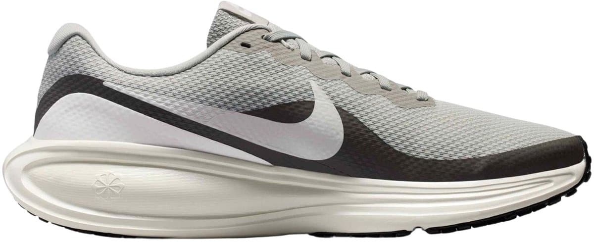 Nike Revolution 8: lichtgewicht hardloopschoen met foam-demping thumbnail 3