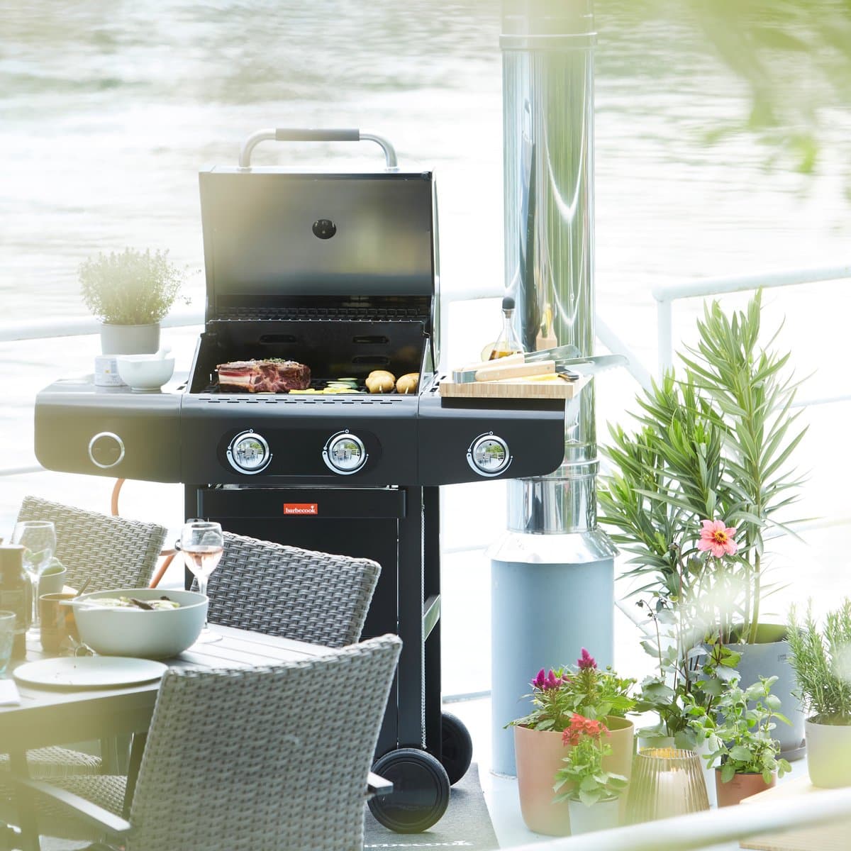Barbecook Siesta 210 Graphite gasbarbecue zwart 112x56x118cm thumbnail 4
