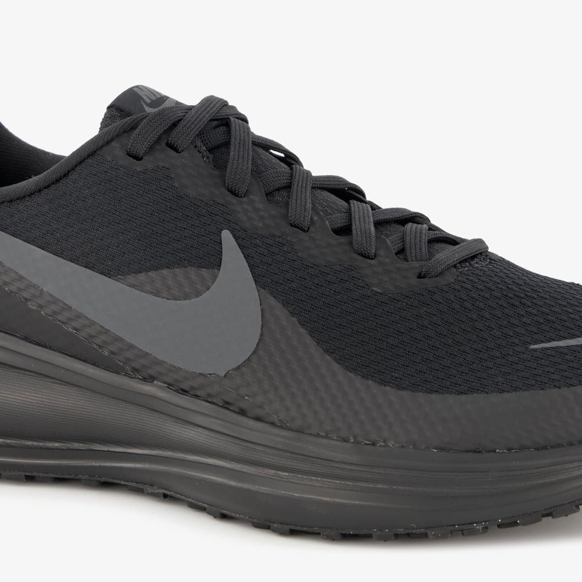 Nike Revolution 8: lichte heren hardloopschoen met foam-demping thumbnail 5