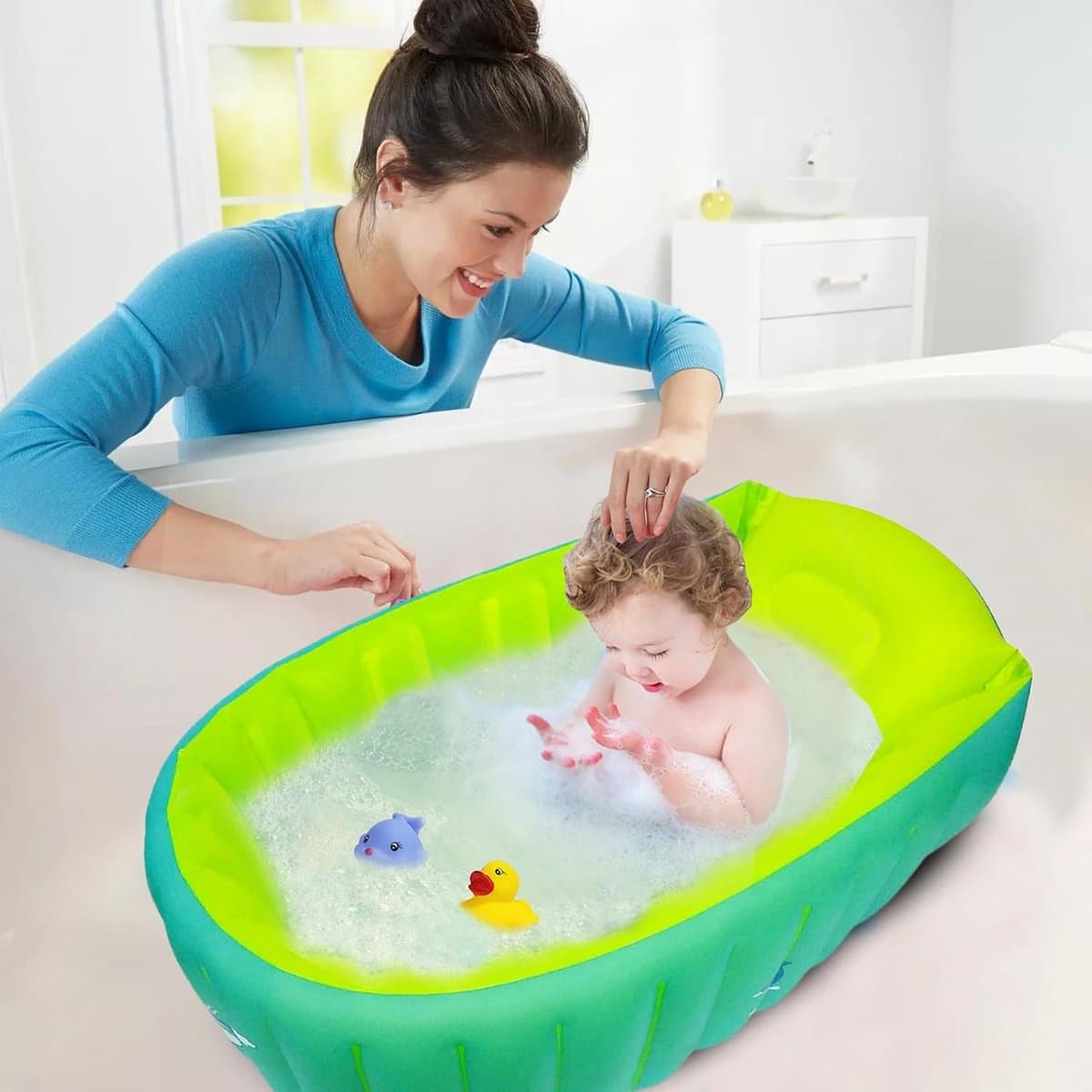 Opblaasbare Babybadkuip - Draagbaar Badje - Babybadje Thuis - Antislip Stabiliteit - 82 x 55 x 30 cm - Meerkleurig thumbnail 2