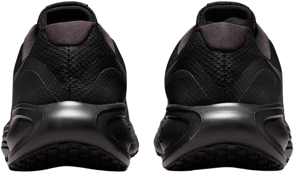 Nike Revolution 8: lichte hardloopschoen met foam-demping thumbnail 4