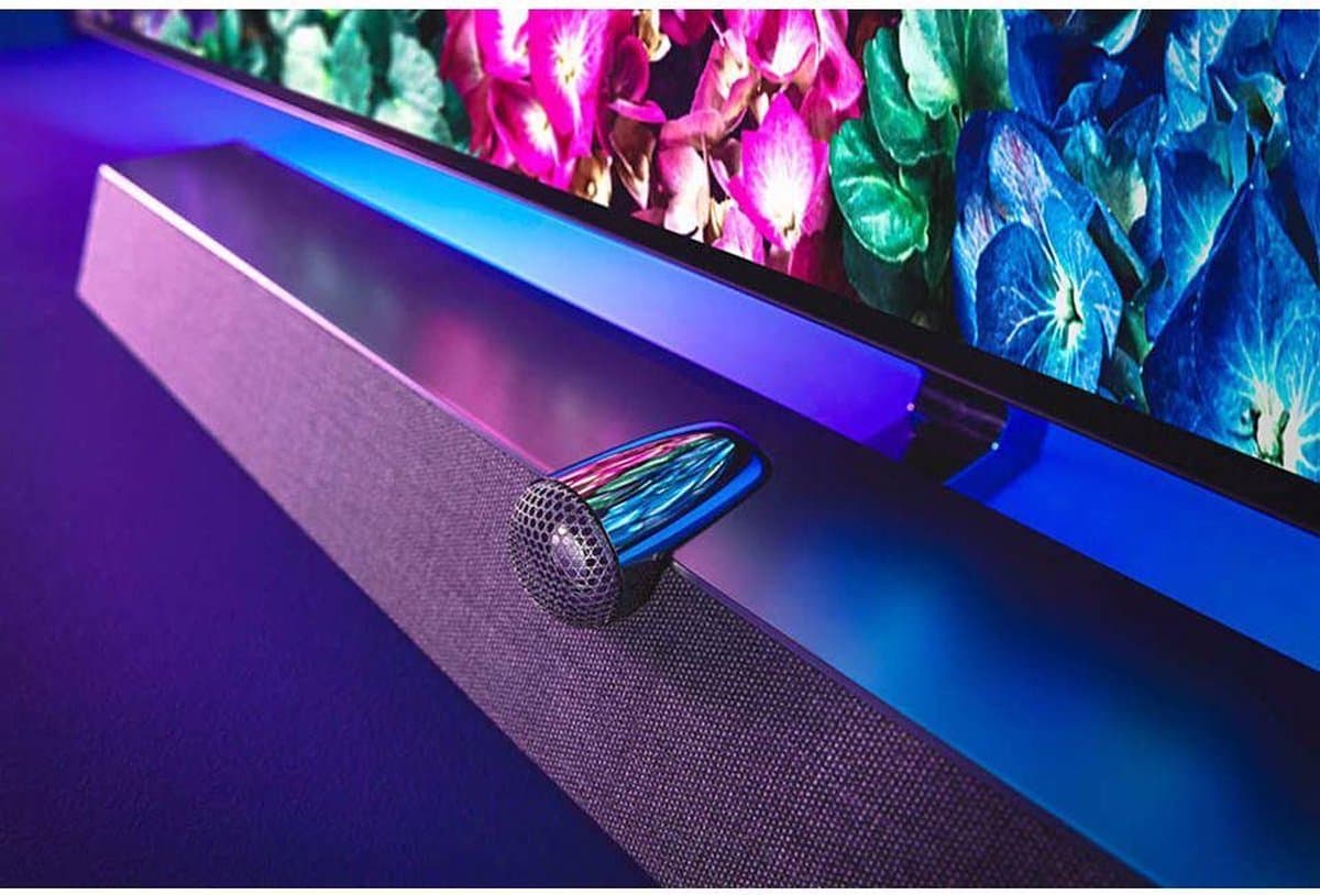 Philips 55OLED935 - 4K OLED met Ambilight en B&W-audio thumbnail 2