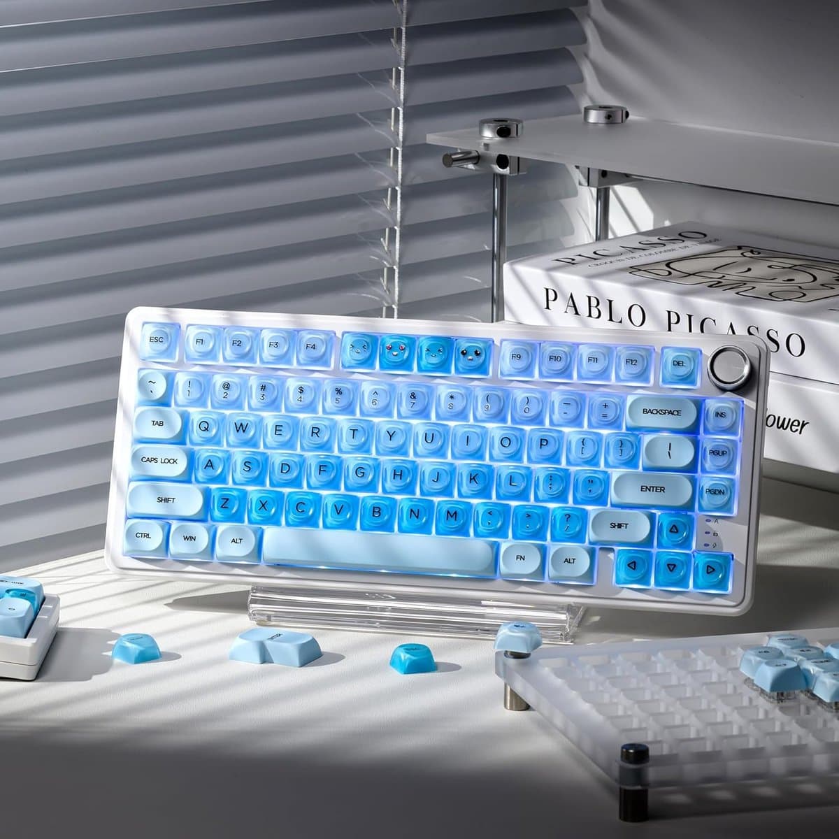 Draadloos Toetsenbord Keycaps - 132 Toetsknoppen PBT+PC Shine Through Keycap Set - Gradient keycaps - Mechanisch Keycaps - Gaming Toetsenbord Keycaps - Comfortabel & Duurzaam voor Mechanische Toetsenborden - Blauw thumbnail 5