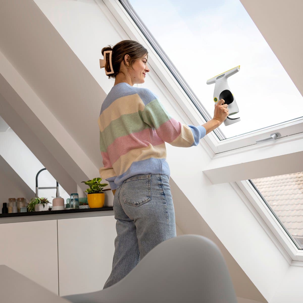 Kärcher Window Vac WV 1 Compact draadloze ruitenreiniger - Raamwisser met looptijd accu 25 minuten voor 70 m² - Ramenwasser voor douche en andere gladde oppervlakken thumbnail 6