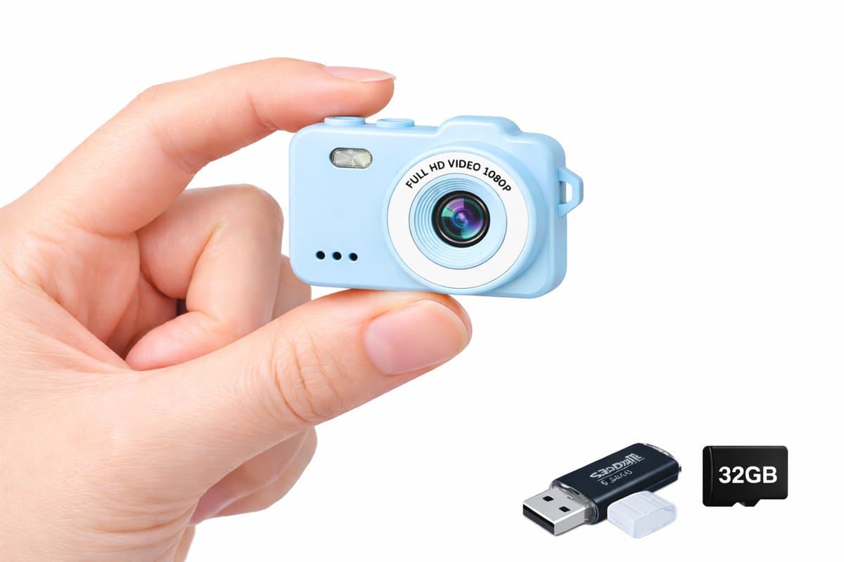 PersonalClick Mini Camera V78 – Retro Camera Sleutelhanger met 32GB Micro SD-kaart en USB-stick – Compacte HD Camera – Blauw