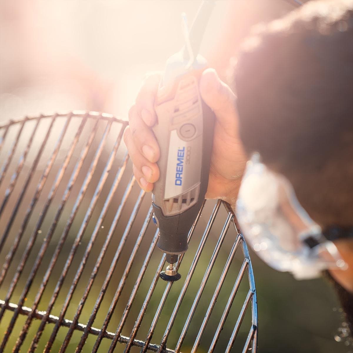 Dremel 3000 Multitool: 130W, EZ Twist, 5 accessoires thumbnail 4