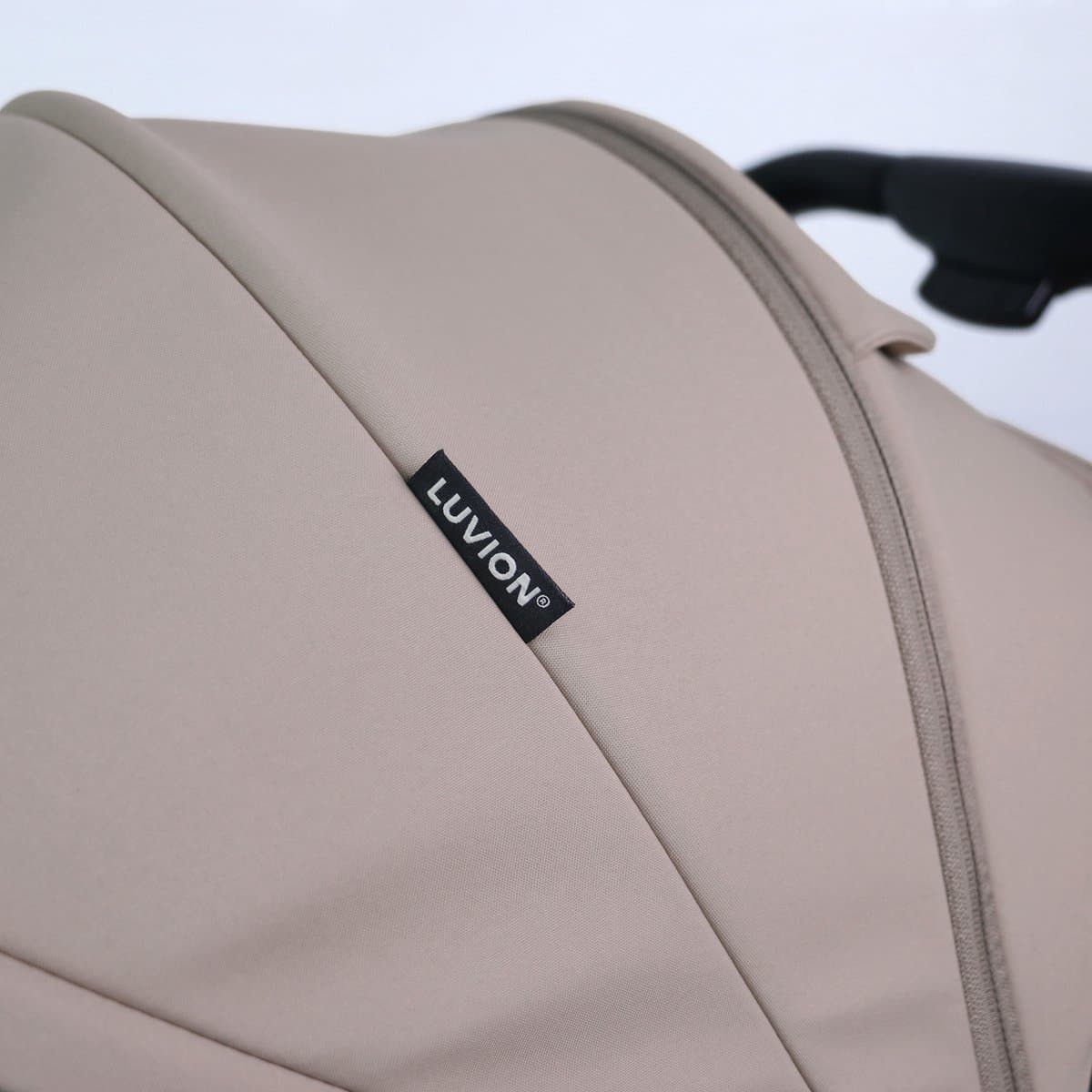 LUVION® Oslo Buggy - Plooibuggy lichtgewicht inklapbaar - Beige - Inclusief Gratis Travel Bag thumbnail 7