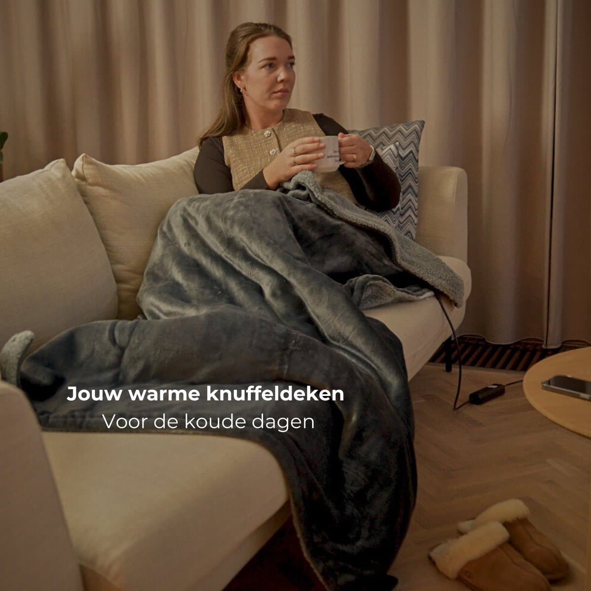 Luvego Elektrische Deken 1 Persoons Bovendeken & Warmtedeken - 160x120CM - TÜV GS - Omslagdeken & Knuffeldeken - 3 Warmtestanden - 120W - Verwarmingsdeken Fleece Plaid - Grijs thumbnail 2