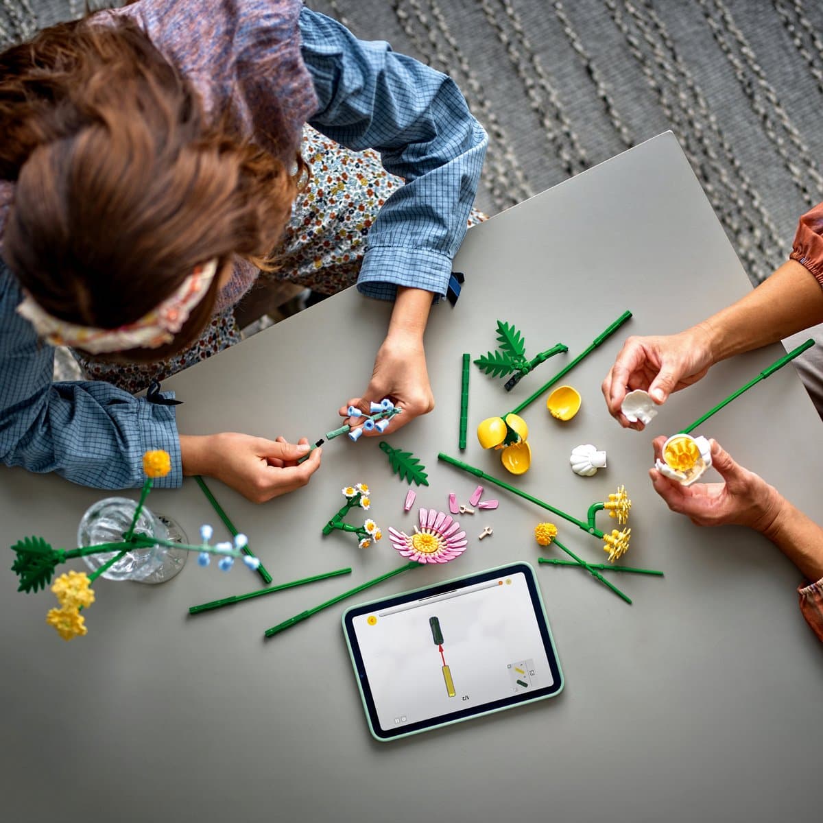 LEGO Botanical Collection Klein zomers boeket - 373-delig thumbnail 3