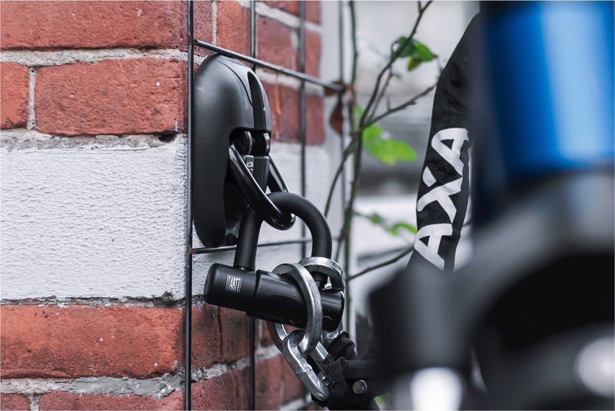 AXA Muur‑ en Vloeranker – ART 4 Anker – 14 mm Gehard Stalen Beugel – Voor Fiets, E‑bike, Bakfiets, Scooter en Brommer – Zwart thumbnail 8