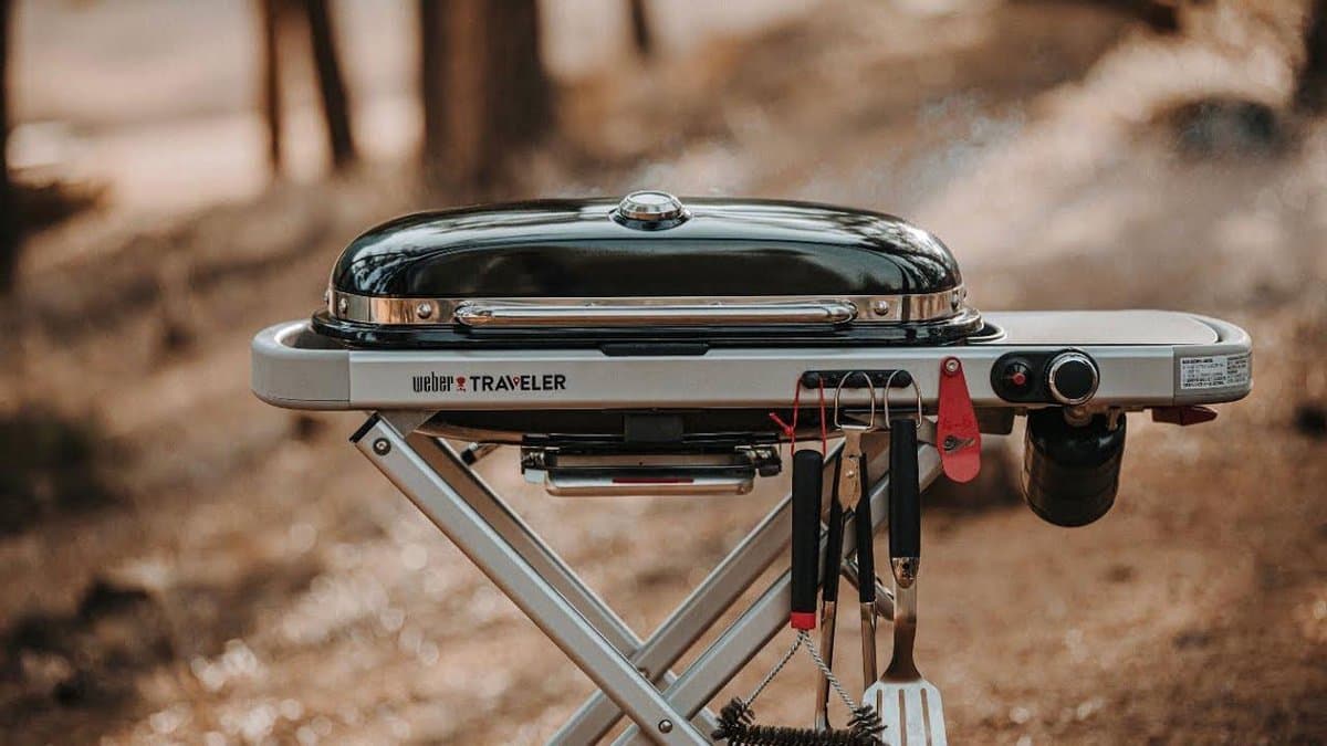 Weber Traveler - Draagbare gasbarbecue met 2065cm² grill thumbnail 3
