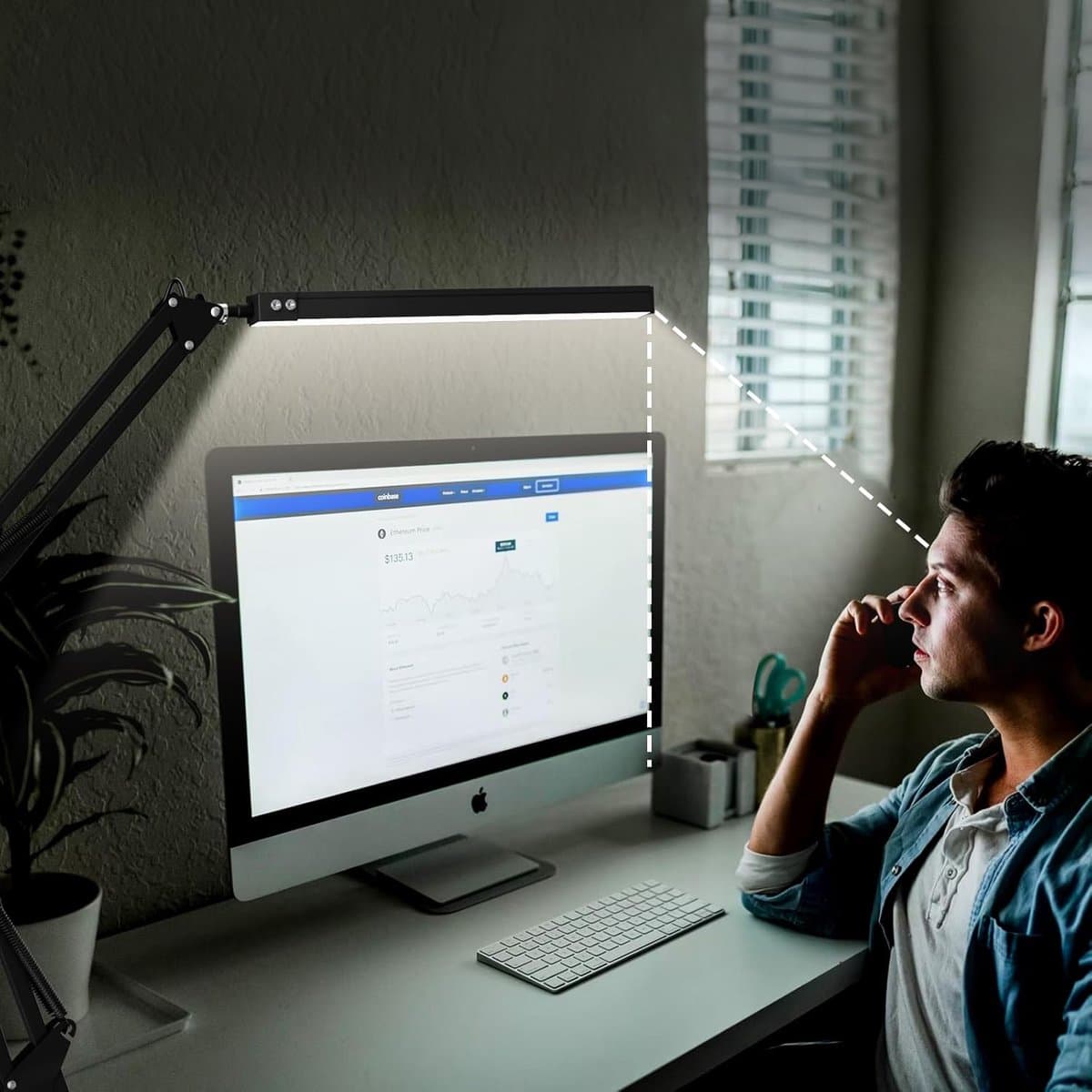 Vesfy LED Bureaulamp met Klem - Dimbaar - 3 Lichtkleuren & 10 Helderheidsniveaus - Verstelbare Leeslamp voor Bureau & Werkplek thumbnail 2
