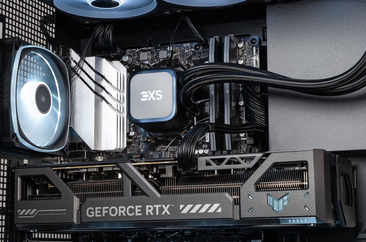Asus Scan 3XS Systems Curve - RTX 5090 Gaming PC thumbnail 6