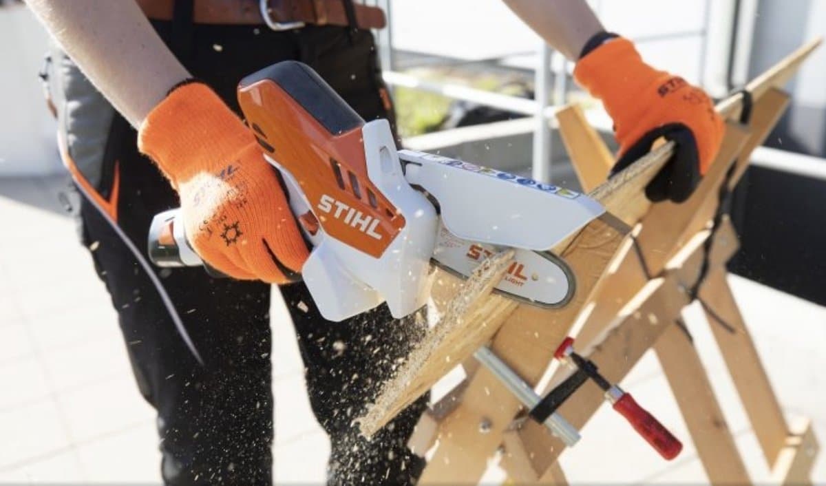 Stihl accu mini kettingzaag SET - Snoeischaar - Snoeizaag - hand kettingzaag - Professioneel- Hovenier- Tuinman thumbnail 5