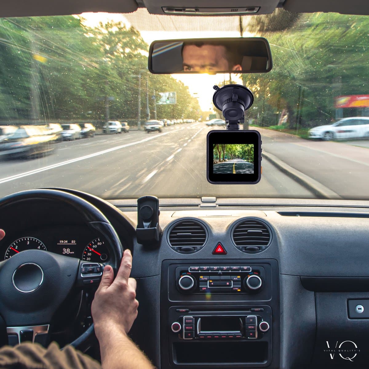 Dual Dashcam Voor Auto - Camera Voor en Achter 1080p Full HD - Parkeerbewaking - G-Sensor- Nachtvisie - Nederlandse Handleiding thumbnail 5