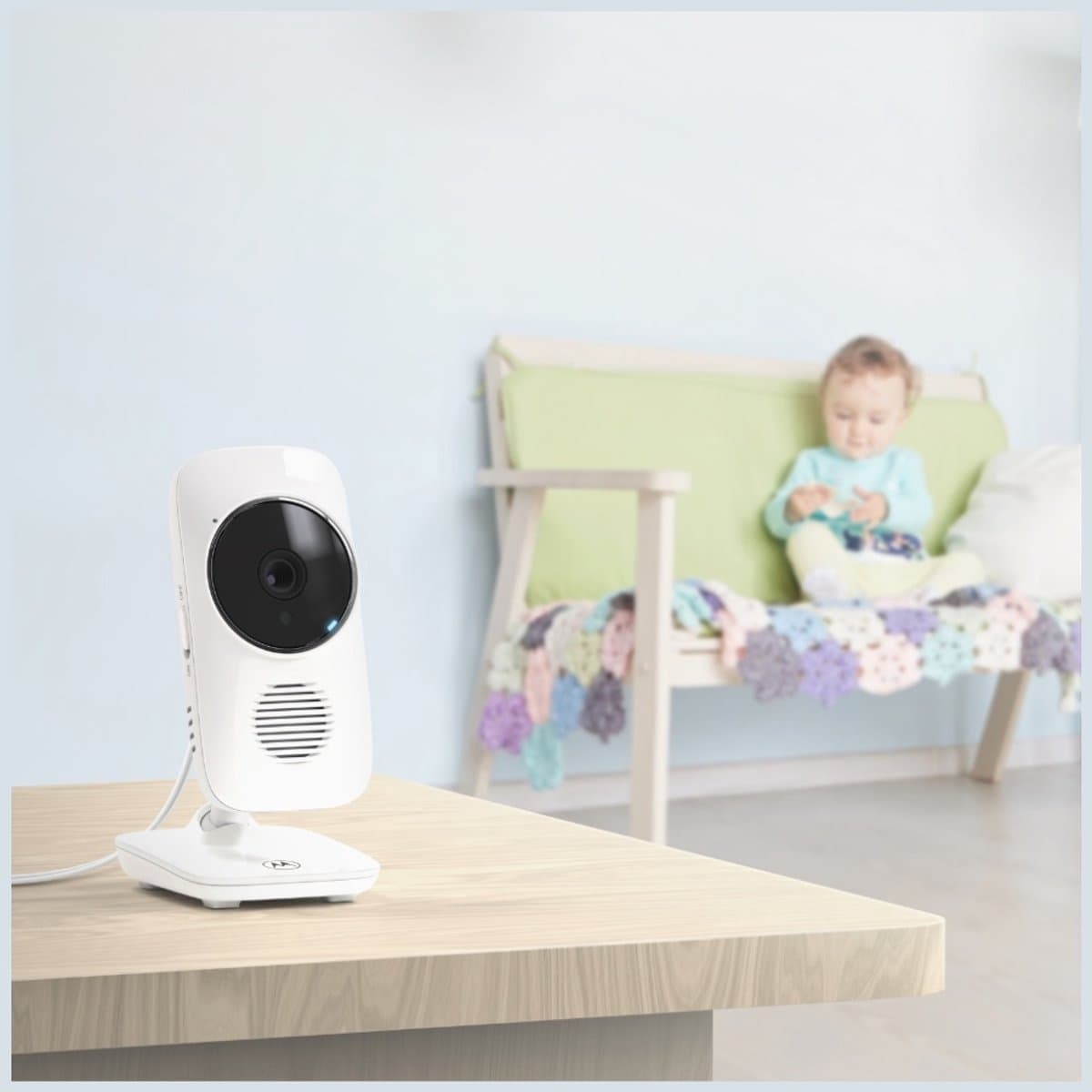 Motorola Nursery VM 483 - Babyfoon Video Baby monitor - 2.8 inch Ouder Unit - Infrarood - Digitale Zoom – Terugspreekfunctie thumbnail 3