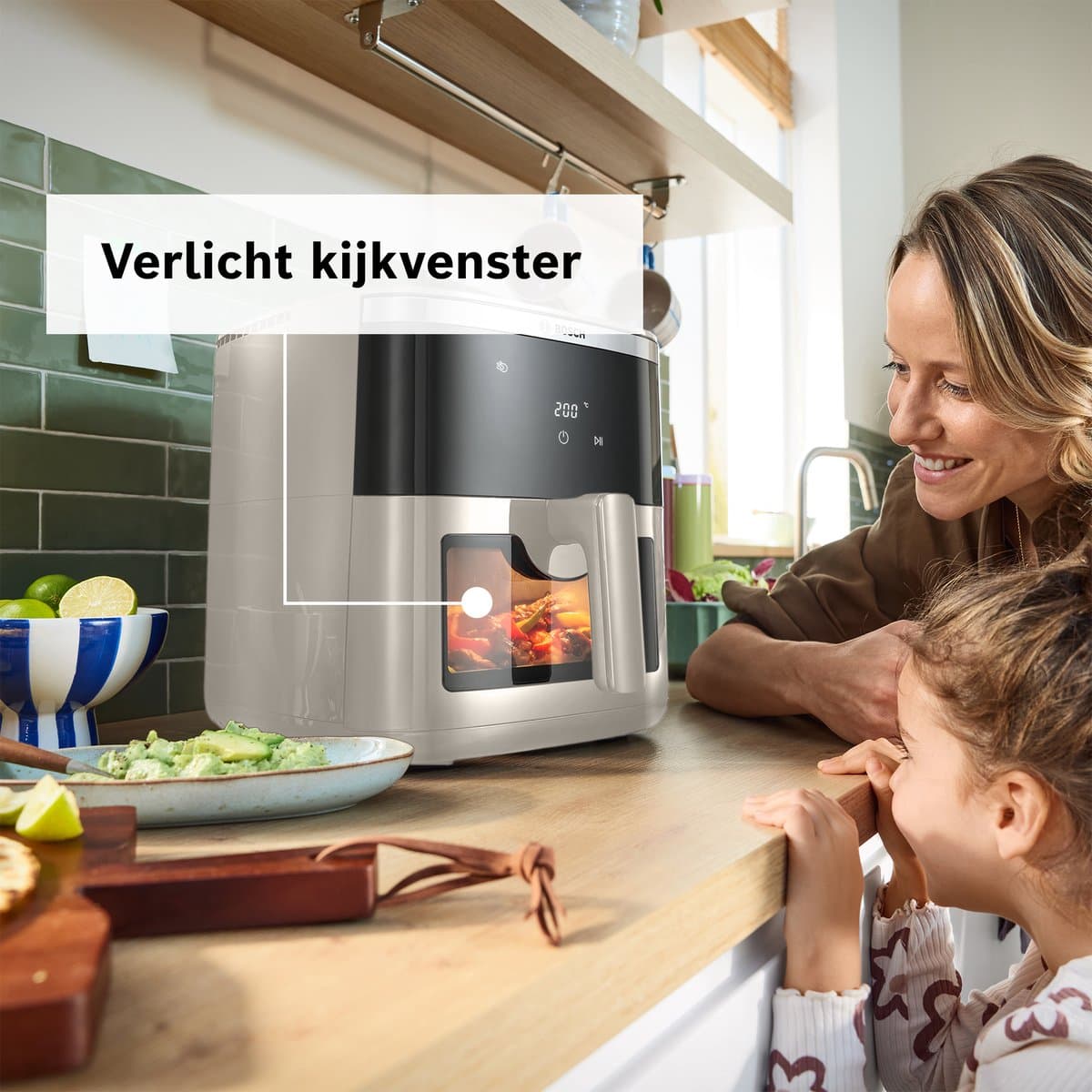 Bosch MAF671C0 Airfryer XXL - Serie 6 - 7,2L - Shake alarm - Kijkvenster - Warmhoudfunctie - 7 programma's - Tot 5 personen - Dark Cream thumbnail 2