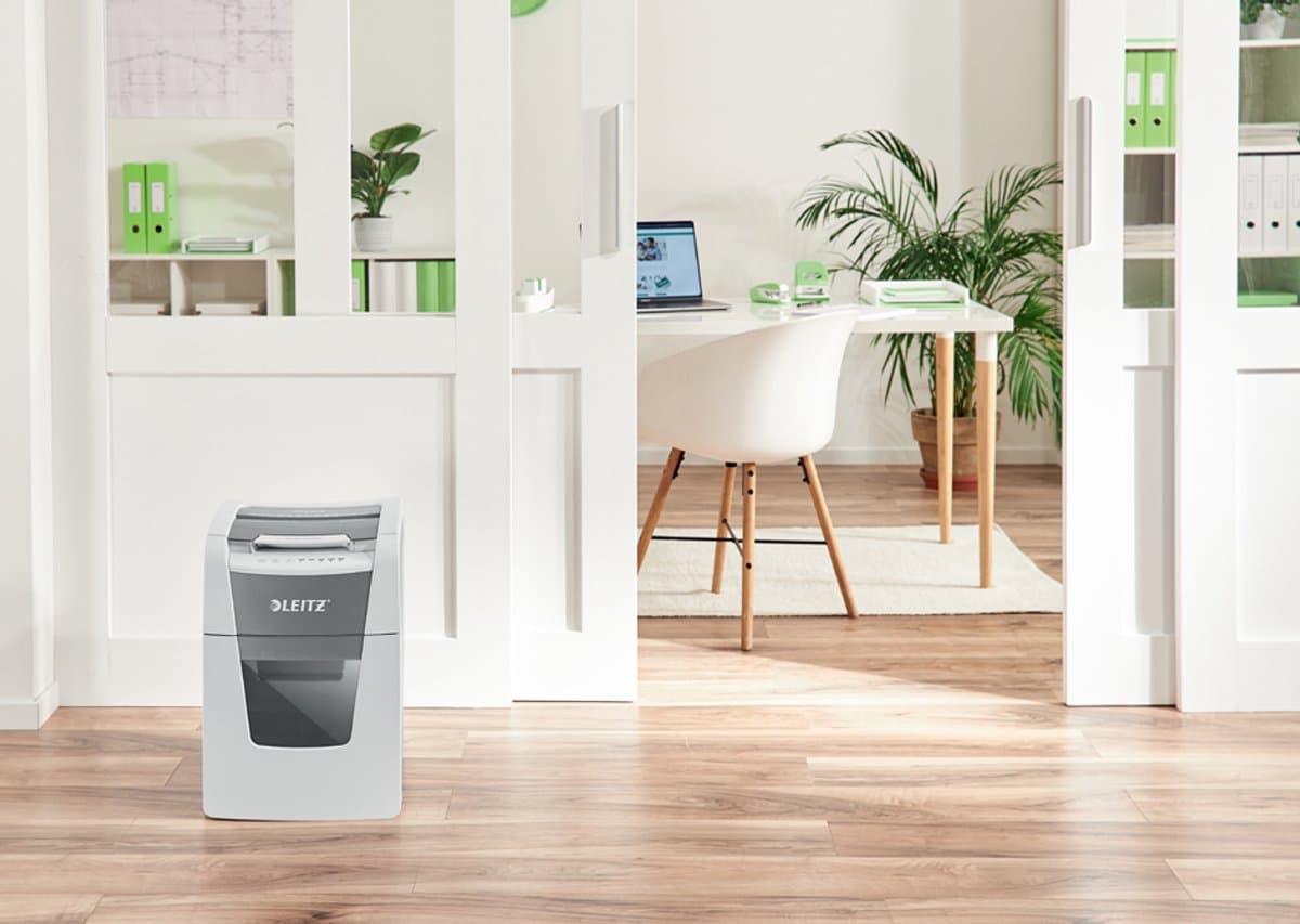 Leitz IQ Autofeed+ Small Office 100 Stille Papierversnipperaar - P4 Snippers - Tot 100 Vel - 34L - Wit thumbnail 7