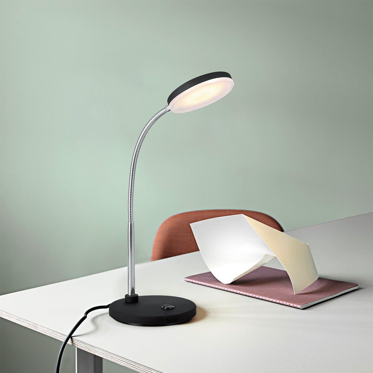 Home Sweet Home - Moderne Led Bureaulamp poly - verstelbare LED Leeslamp met schakelaar - Zwart - 30/30/35cm - 5W 3000K 480lm - geschikt voor thumbnail 4