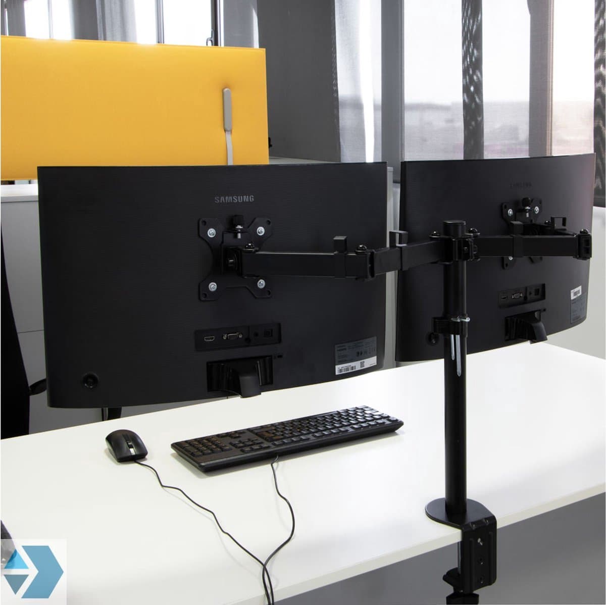 Eleganca Dubbele monitorstandaard 13 tot 32 inch voor tafel - Tot 8 kg per arm - MAX VESA 75x75 mm - 100x100 mm - staal - zwart thumbnail 7