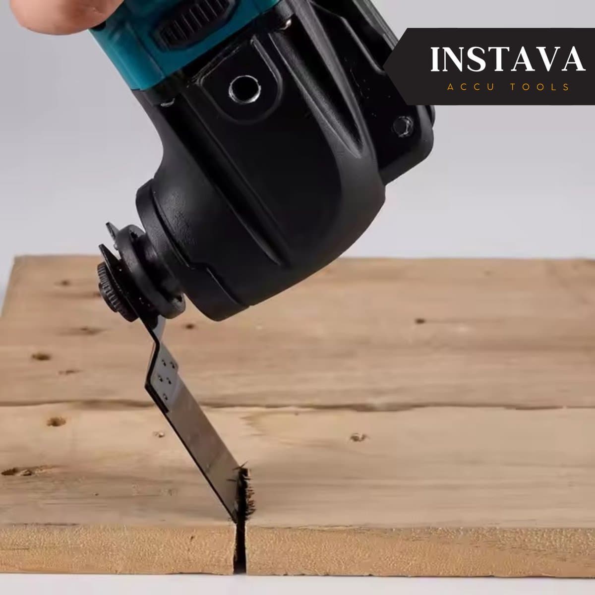 Instava Multitool Accu 18V – Oscillerende Multitool – Met 1 Accu – Multitool Set – Makita LXT Compatibel – Incl. 7 Opzetstukken & 15 Schuurvellen thumbnail 8