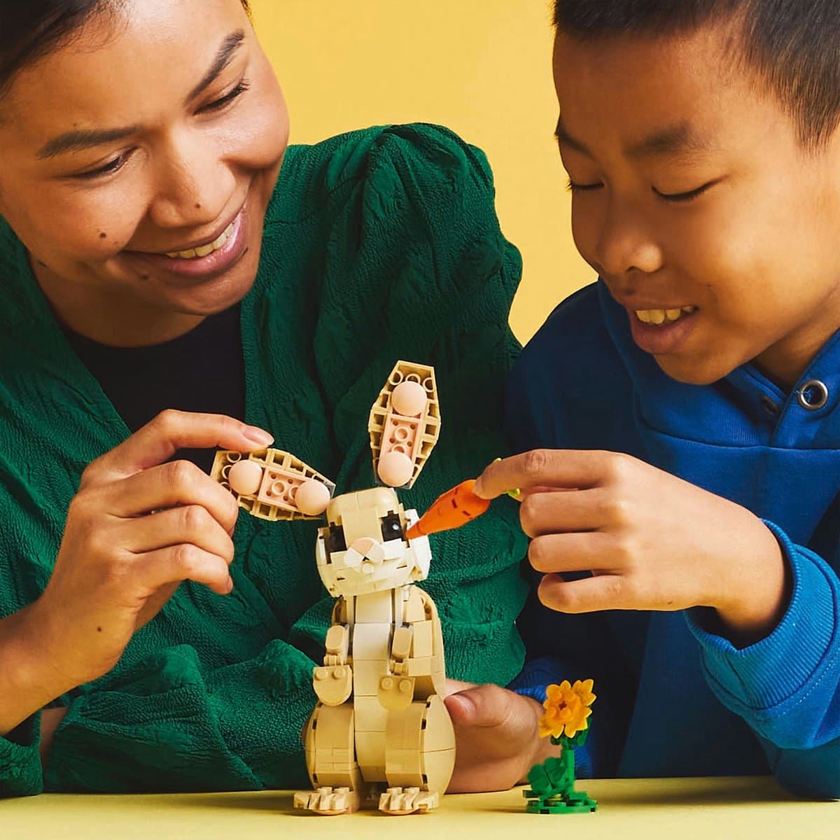 LEGO Creator 3-in-1 Lief konijn: 3 dieren in 1 set thumbnail 3
