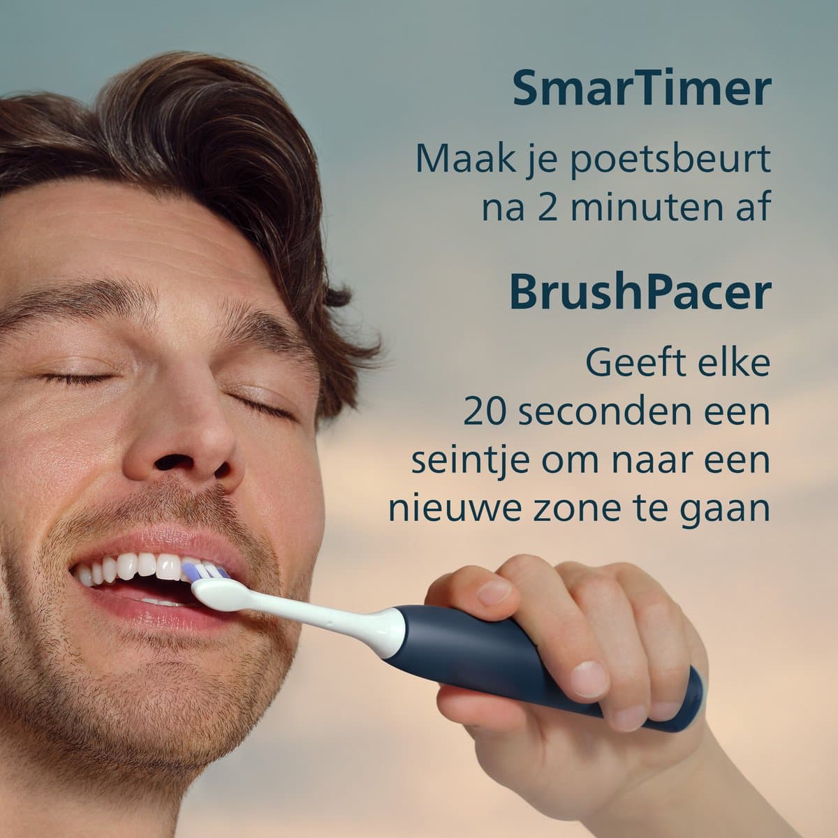 Philips Sonicare 6100 series - Elektrische Tandenborstel – Lichtblauw - Sensitive opzetborstel – Reisetui - Gevoelige tanden - HX7406/02 thumbnail 4