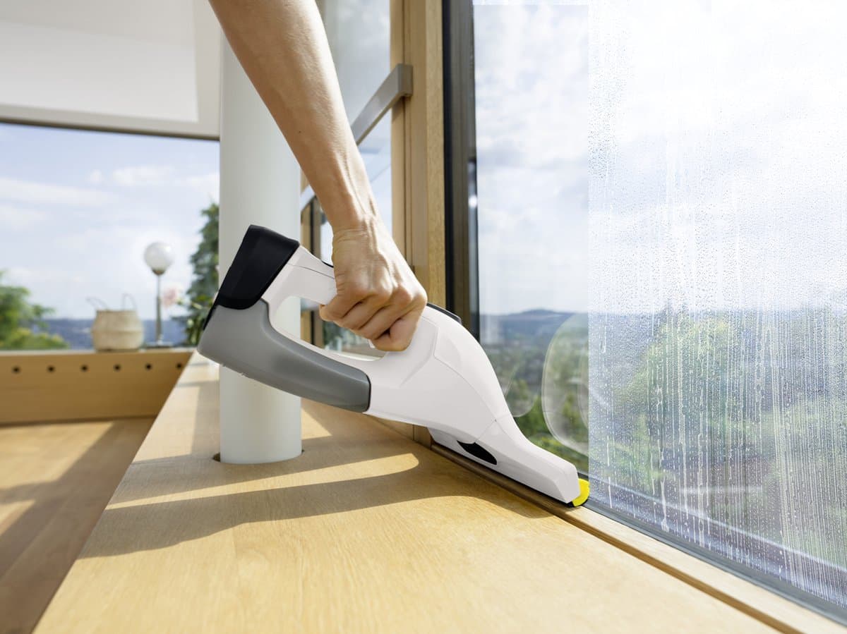 Kärcher Window Vac WV 6 Plus - Accuduur 100 min - LED-indicatie, Verwisselbare zuigmond: 280 mm, Spuitfles met microvezeldoek, 20 ml ruitenreinigerconcentraat + RM 503, 0,5L ruitenreiniger concentraat thumbnail 5