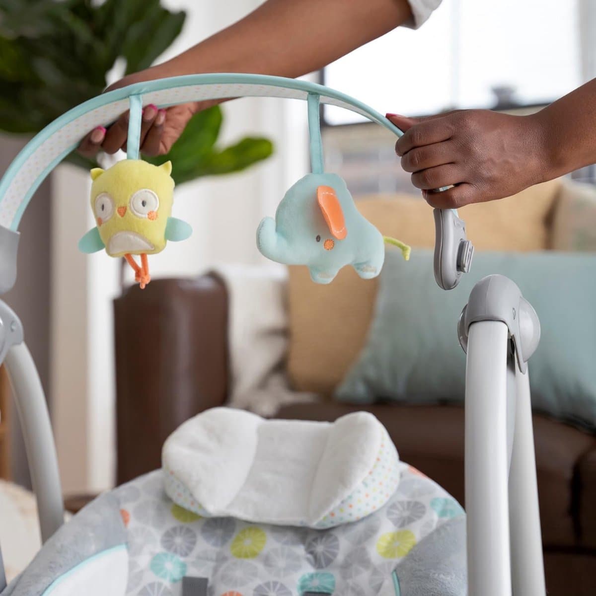 Elektrische Wipstoel - Elektrische Babyschommel - Schommelstoel - Baby Swing - Premium thumbnail 3