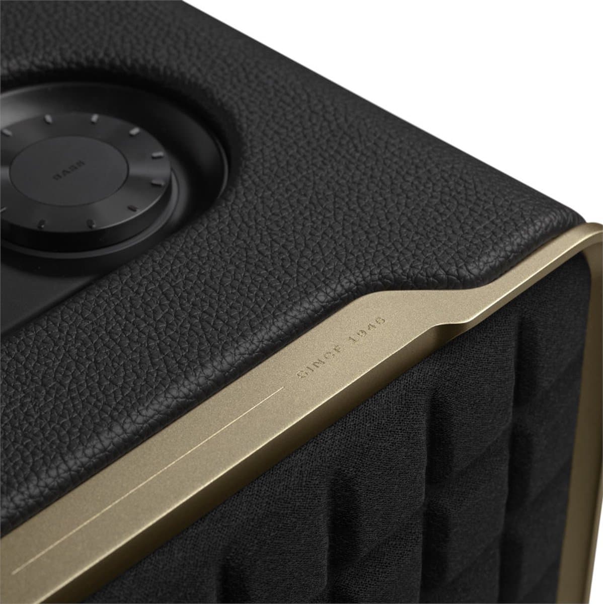 JBL Authentics 200 - Premium WiFi Speaker met Retro Design - Bluetooth & AirPlay - Chromecast & Spotify Connect - Multiroom Audio - Google Assistant & Alexa - Zwart thumbnail 4