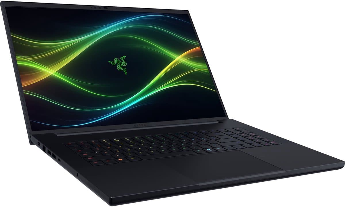Razer Blade 18 Gaming Laptop - 18" Dual UHD+ 240Hz | FHD+ 440Hz - Intel Ultra 9 290HX Plus - 32GB RAM - RTX 5080 - 1TB - QWERTY thumbnail 8