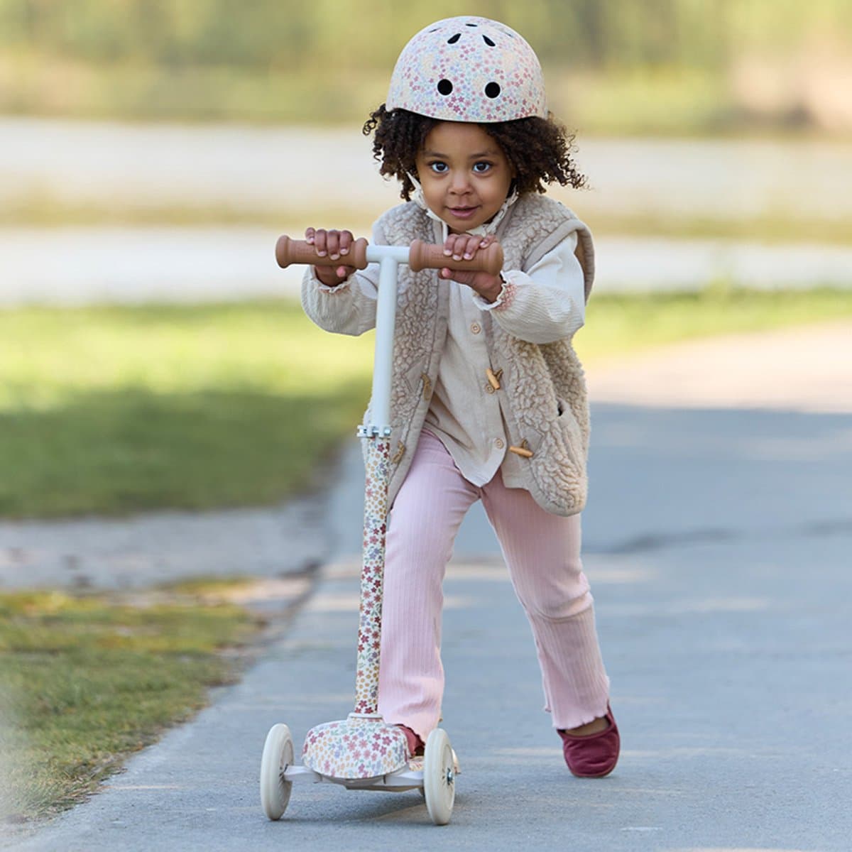 Little Dutch Kinderstep - Step met 3 wielen - 3 - 6 jaar - Hoogte verstelbaar stuur - Off White thumbnail 5