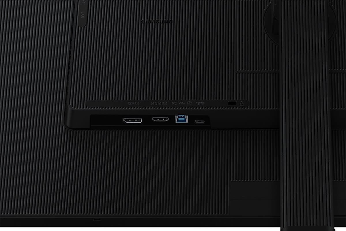 Samsung S32D800UAU 32-inch 4K USB-C-monitor thumbnail 3