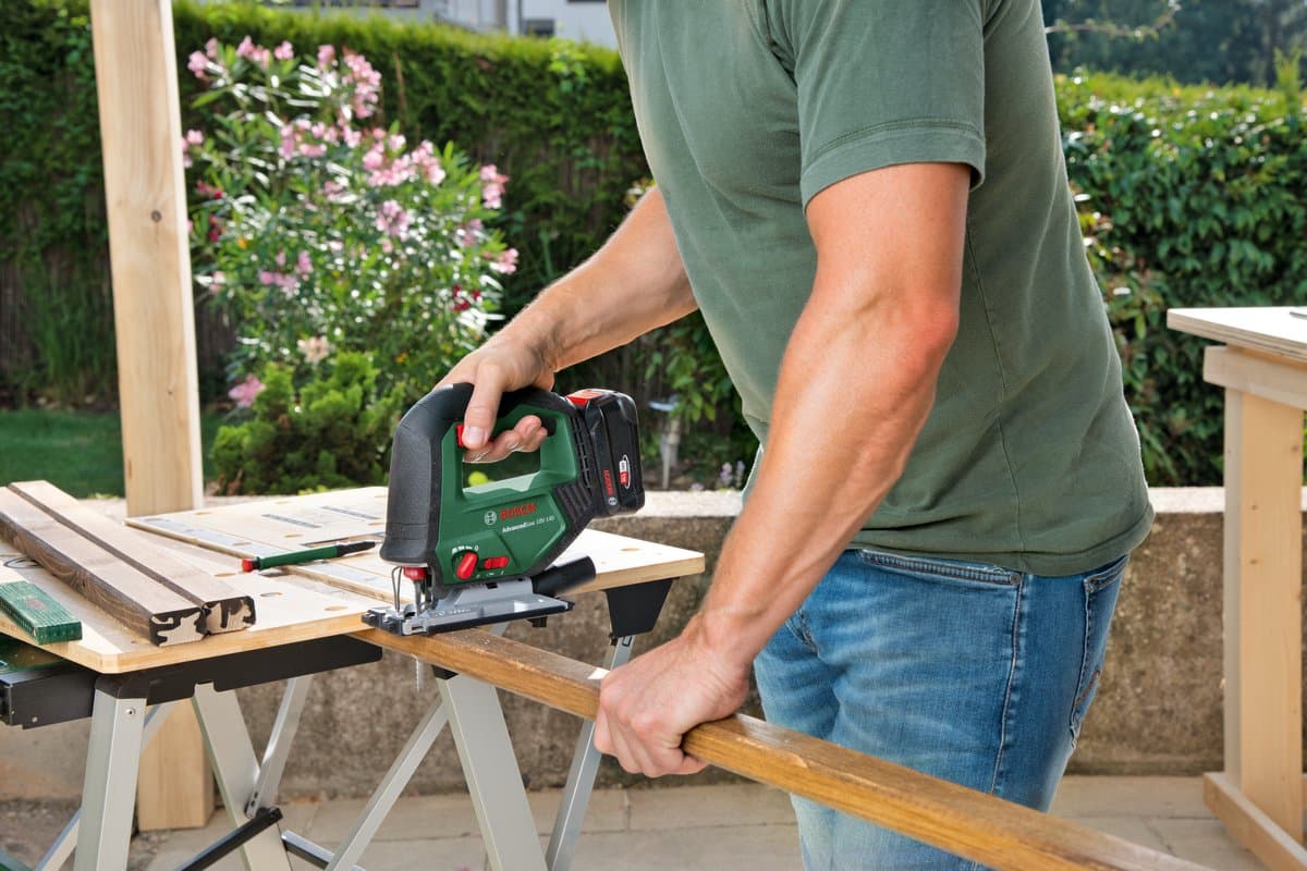 Bosch AdvancedSaw 18V-140: Accudecoupeerzaag 140mm, borstelloos thumbnail 7