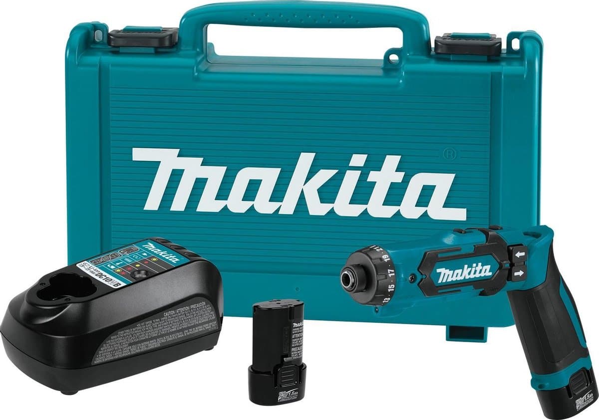Makita DF012DSE 7,2V: compacte accuboor-schroefmachine met momentregeling