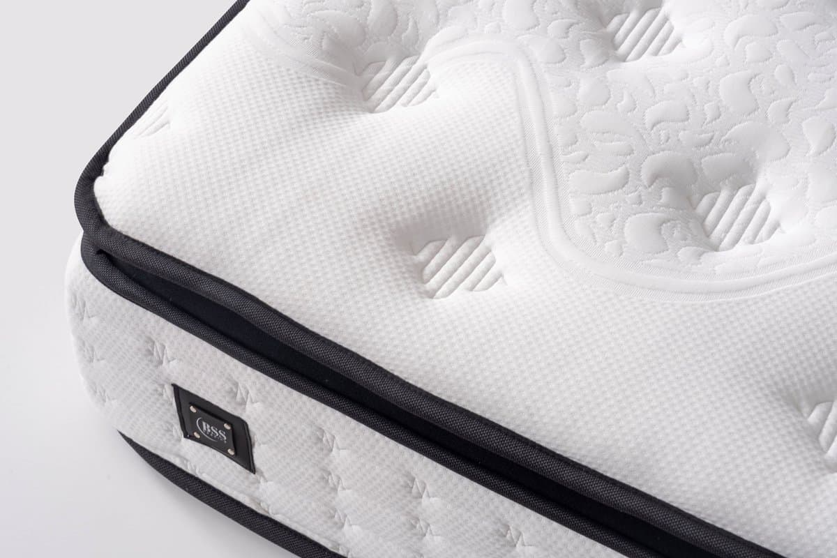 BSS Bedding Basel - Matras - Orthopedisch Matras - 140x200 cm - 30 cm Dik - Inclusief Kussen - 7 Zones - Geïntegreerde Topmatras - Hypoallergeen
