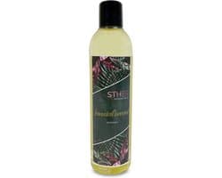 Sther Premium Massageolie - Sandalwood (Sandelhout) - 250ml - Natuurlijk Glijmiddel op Oliebasis - Met Avocado-olie - Langdurig Glijvermogen